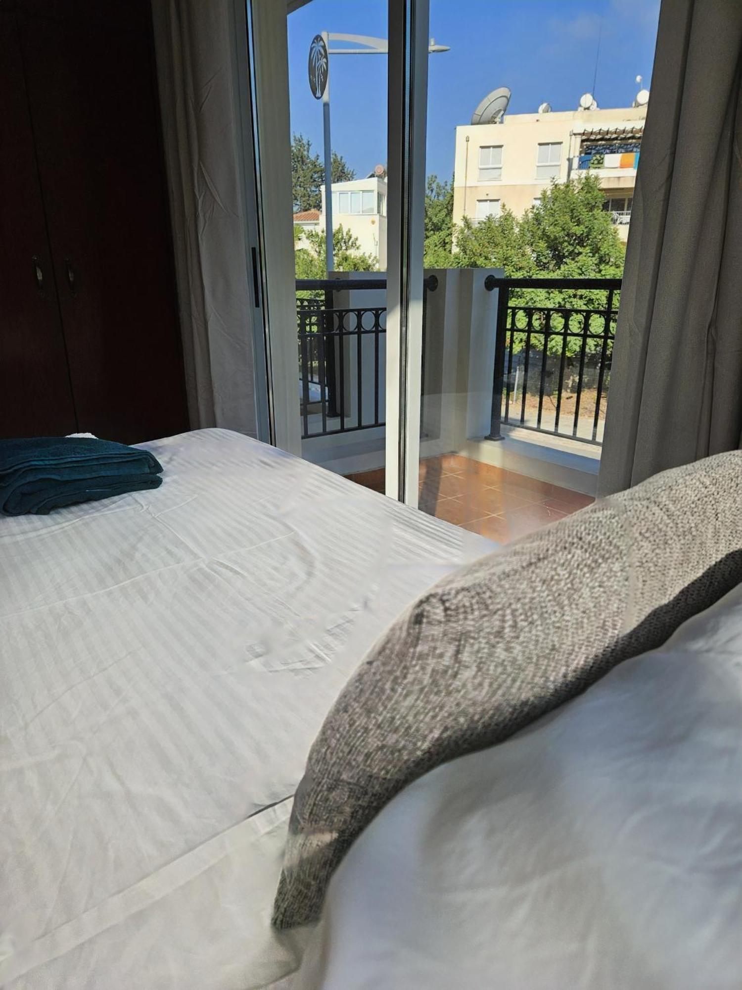 The Brightstay Paphos, 2 Bed Apt, Paphos Riviera, Universal מראה חיצוני תמונה
